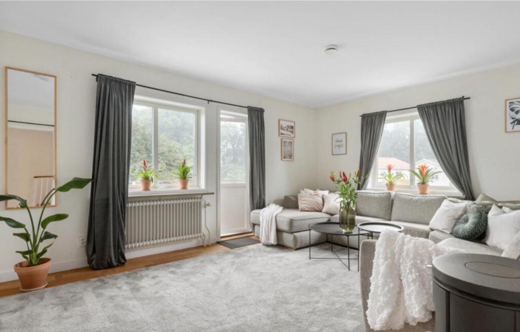 Cheerful Three Room Villa At Stroemstad City Center 외부 사진